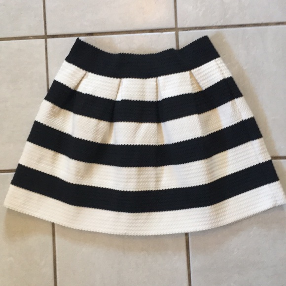 PLEATED SKIRT - Picture 2 of 7